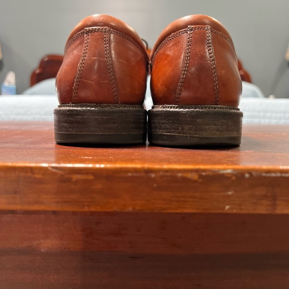 Johnston & Murphy Passport Captoe Oxford shoe. - Picture 5 of 8